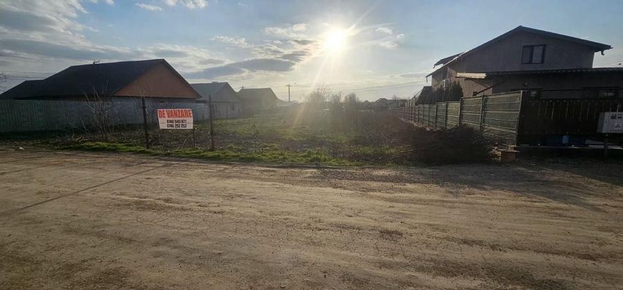 Teren Construcții intravilan de 705 mp, în Vânători