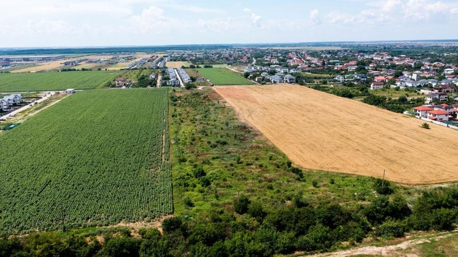 Teren intravilan de 8600 mp, în Dragomirești-Vale