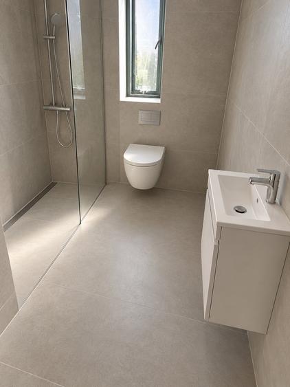Casă individuală cu 5 camere cu Teren 470 Mp în Berceni