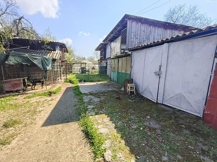 Casă cu 4 camere în Central