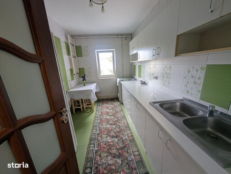 Apartament cu 2 camere decomandat în Energiei