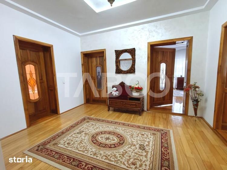 Casă cu 4 camere cu Teren 228 Mp în Turnișor