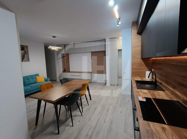Apartament cu 2 camere semidecomandat, mobilat în Mărăști