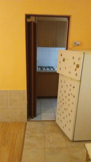 Garsonieră decomandată în Central