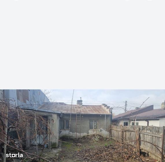 Casă cu 4 camere cu Teren 262 Mp în Chercea