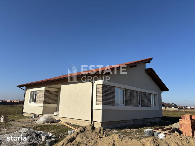 Casa individuala cu 4 camere in Mosnita Noua zona Castel comision 0% - 14