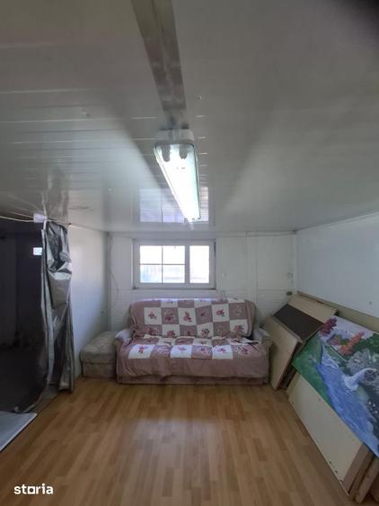 Casă cu 6 camere cu Teren 5766 Mp în Variaș