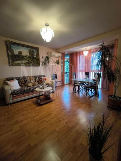 Apartament 3 camere de vanzare in Nufarul Oradea, Oradea - 1