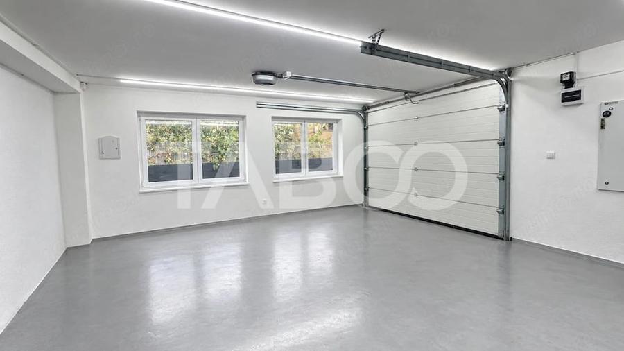 Spațiu comercial, de 80 mp, în Central