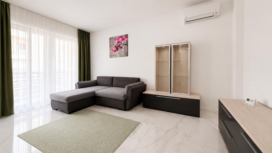 Apartament cu 2 camere decomandat în Giroc