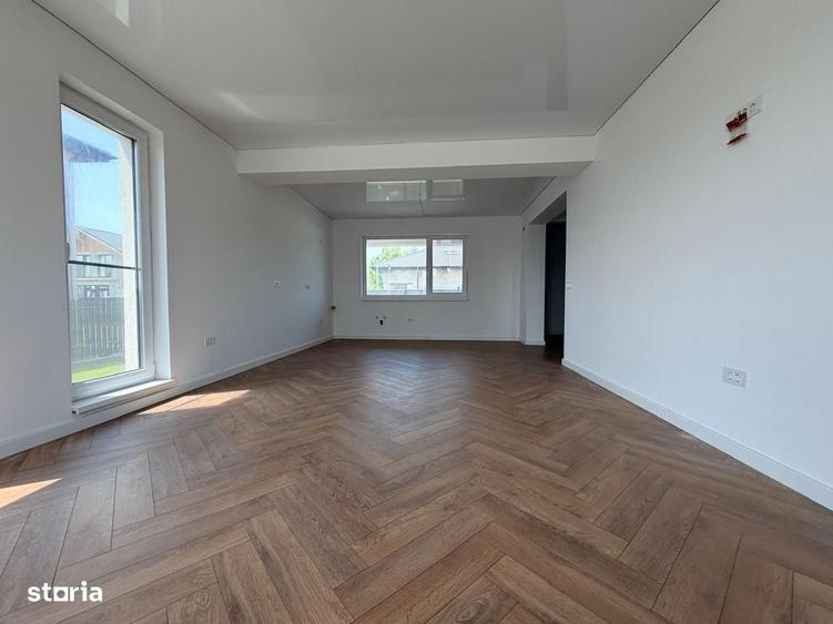 Casă cu 4 camere în Central