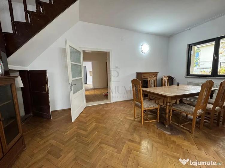 Casă cu 5 camere cu Teren 750 Mp în Ciarda Roșie