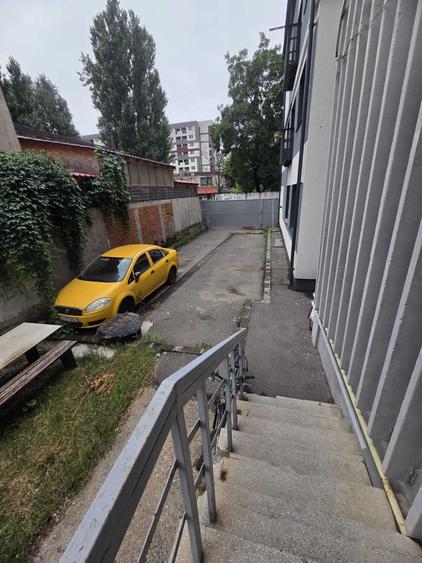 Apartament cu 2 camere semidecomandat în Runcu