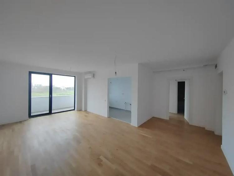 Apartament cu 2 camere decomandat în Sisești