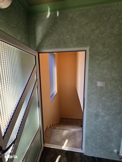 Casă cu 8 camere cu Teren 220 Mp în Mureșel