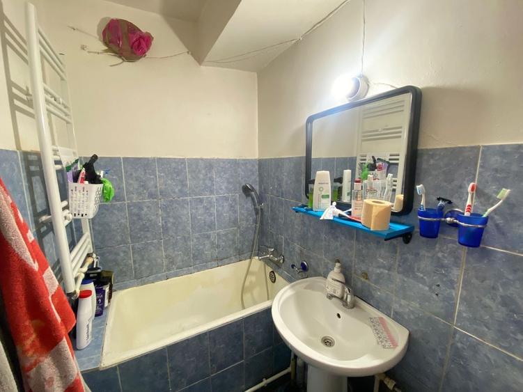 Apartament cu 2 camere semidecomandat, mobilat în Grivița