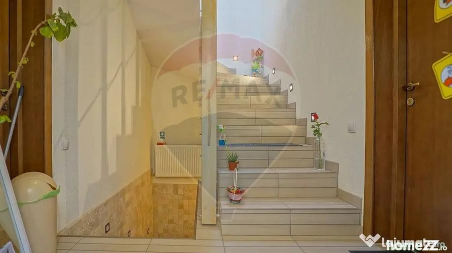 Casă cu 3 camere cu Teren 147 Mp în Centrul Istoric