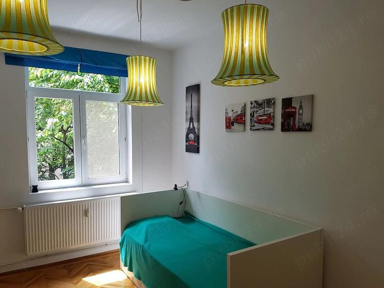 Apartament cu 3 camere semidecomandat în Eminescu