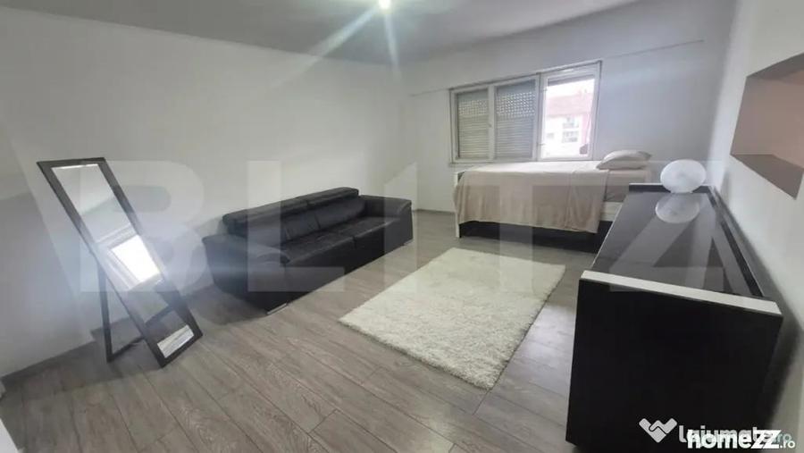 Apartament cu 3 camere de vanzare, 75.77 mp, in Carpati 2 - 16