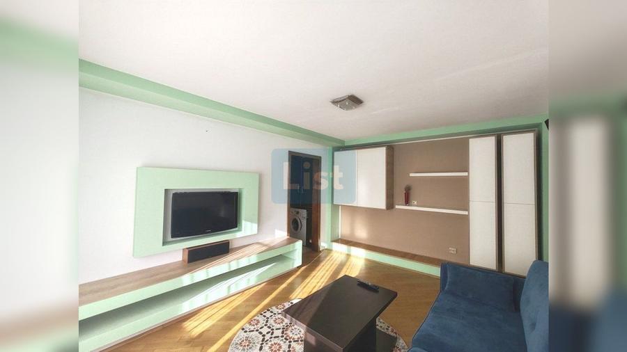 Apartament cu 3 camere semidecomandat, mobilat în Gheorgheni