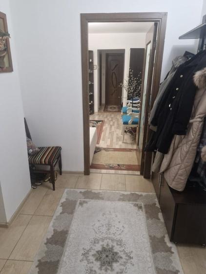 Apartament cu 2 camere semidecomandat în Micro 3