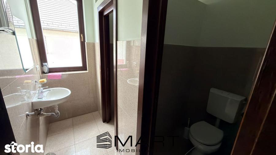 Spațiu comercial, de 120 mp, în Central