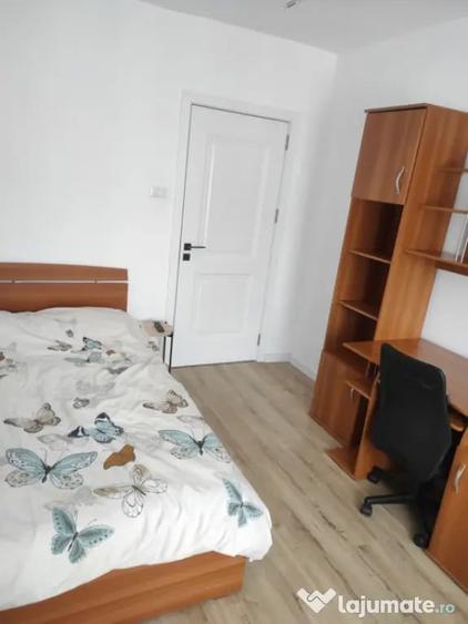Apartament cu 3 camere decomandat în George Enescu