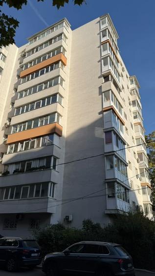 Garsonieră decomandată în 1 Mai