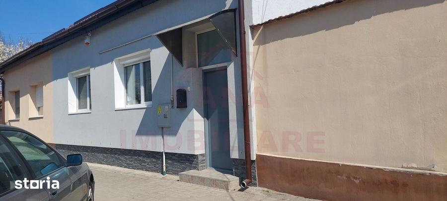 Casă cu 4 camere cu Teren 260 Mp în Central