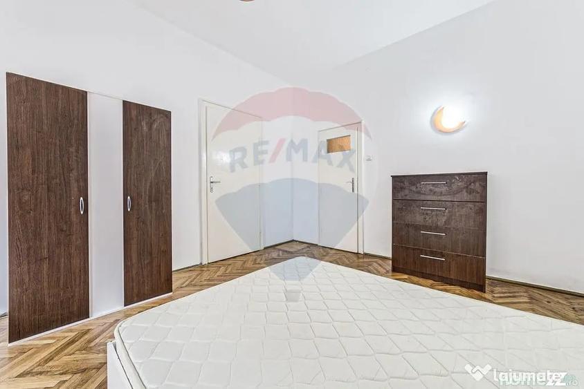 Apartament cu 4 camere decomandat în Ultracentral