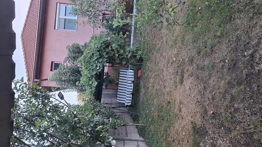 Casă cu 2 camere cu Teren 1028 Mp în Răcăștia