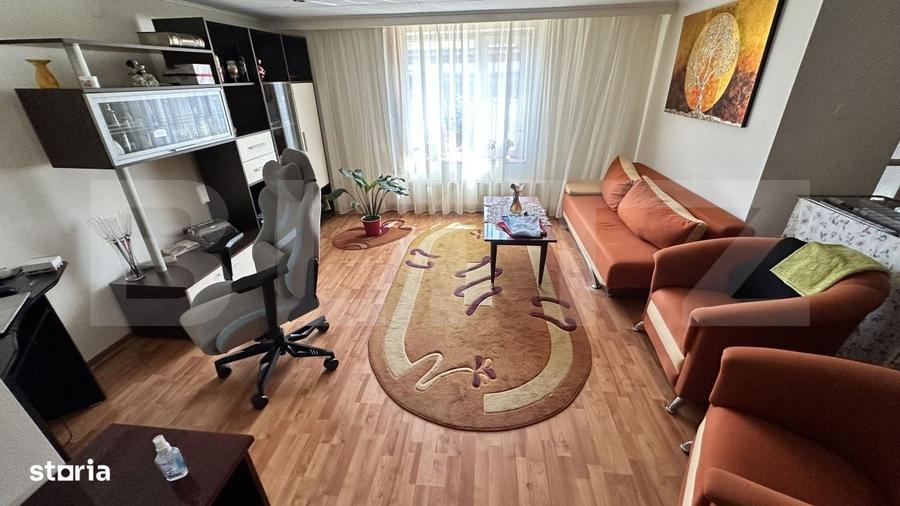 Casă cu 4 camere în Uroi