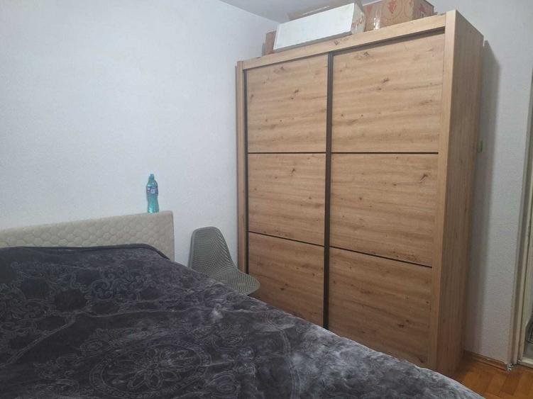 Apartament cu 2 camere decomandat în Exterior Vest