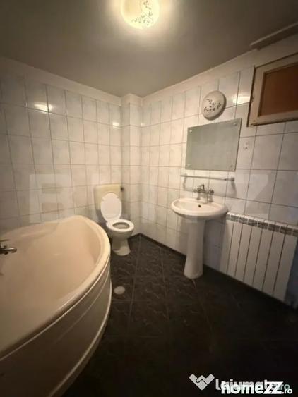 Casă cu 6 camere cu Canalizare în Bereasca