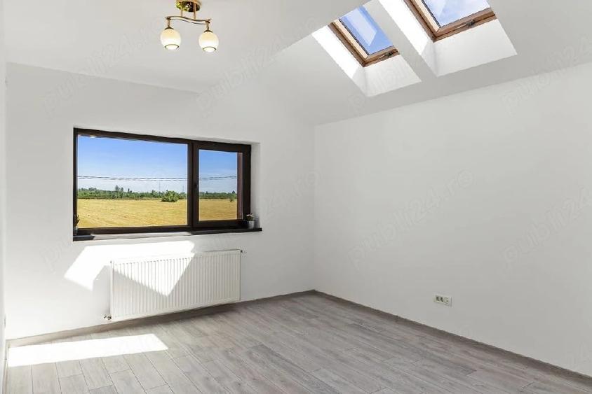 Casă cu Teren 1280 Mp în Ciorogârla