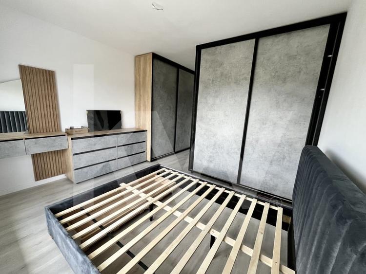 Apartament cu 3 camere semidecomandat în Șelimbăr