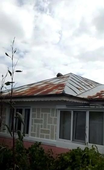 Casă cu 6 camere cu Teren 1300 Mp în Central