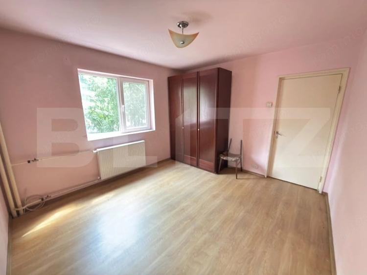 Apartament cu 2 camere decomandat în Vest