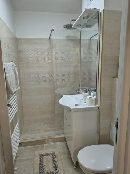 Apartament cu 2 camere decomandat în Exterior Vest
