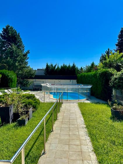Casă individuală cu 6 camere cu Canalizare în Băneasa