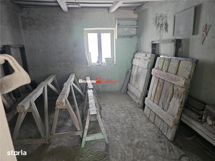 Casă cu 3 camere în Central