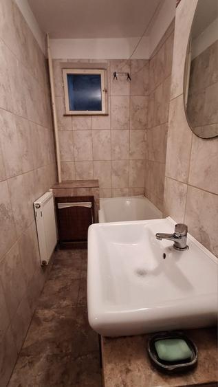 Apartament cu 2 camere decomandat în Ostroveni