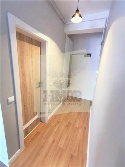 Apartament cu 2 camere semidecomandat, mobilat în Exterior Vest