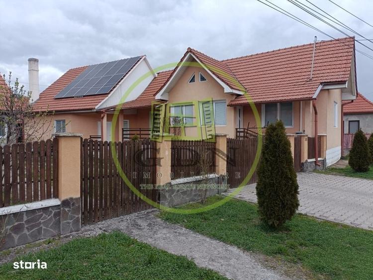 Casă cu 4 camere în Ideciu de Sus