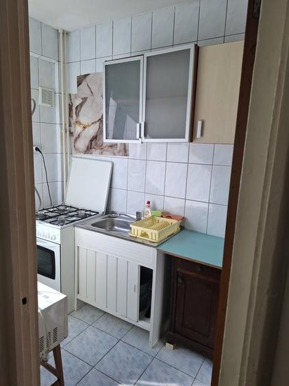Drumul Taberei, Favorit Metrou str. Sibiu, intersectie bd. 1 Mai - 5