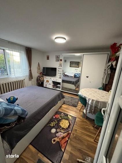 Casă cu 2 camere cu Teren 460 Mp în Mărăști