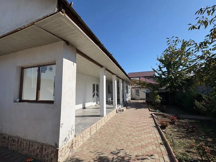 Casă cu Teren 300 Mp în Central