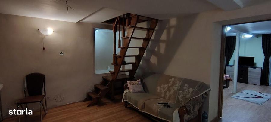 Apartament cu 4 camere în Central