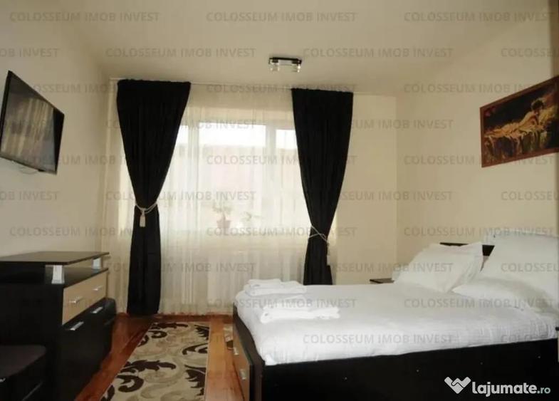 Apartament cu 3 camere decomandat în Centrul Istoric