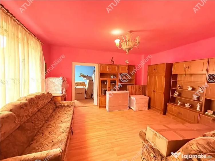 Casă cu 3 camere cu Teren 194 Mp în Lazaret